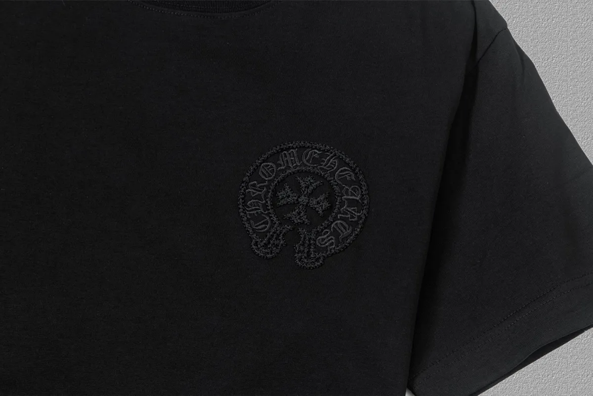 🅿️200 [CH Crow Heart] 2025FW short-sleeved T-shirt, hollow embroidery with arch bridge embroidery, high-end 26s double yarn 300g fabric, heavy fabric, custom stretcher rib, same vat and dye, complete three standards, same style for men and women, color: black, white, size: S M L XL 2XL